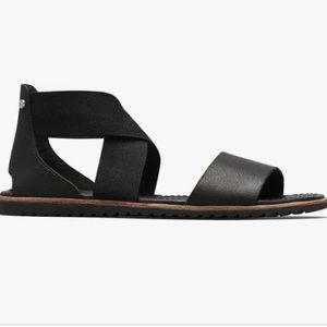 Sorel Elle black sandal. Size 8 1/2 medium.